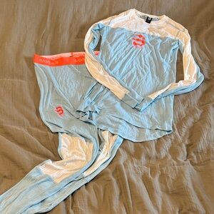 Daehlie women’s base layer set - lightweight - blue, white, and orange